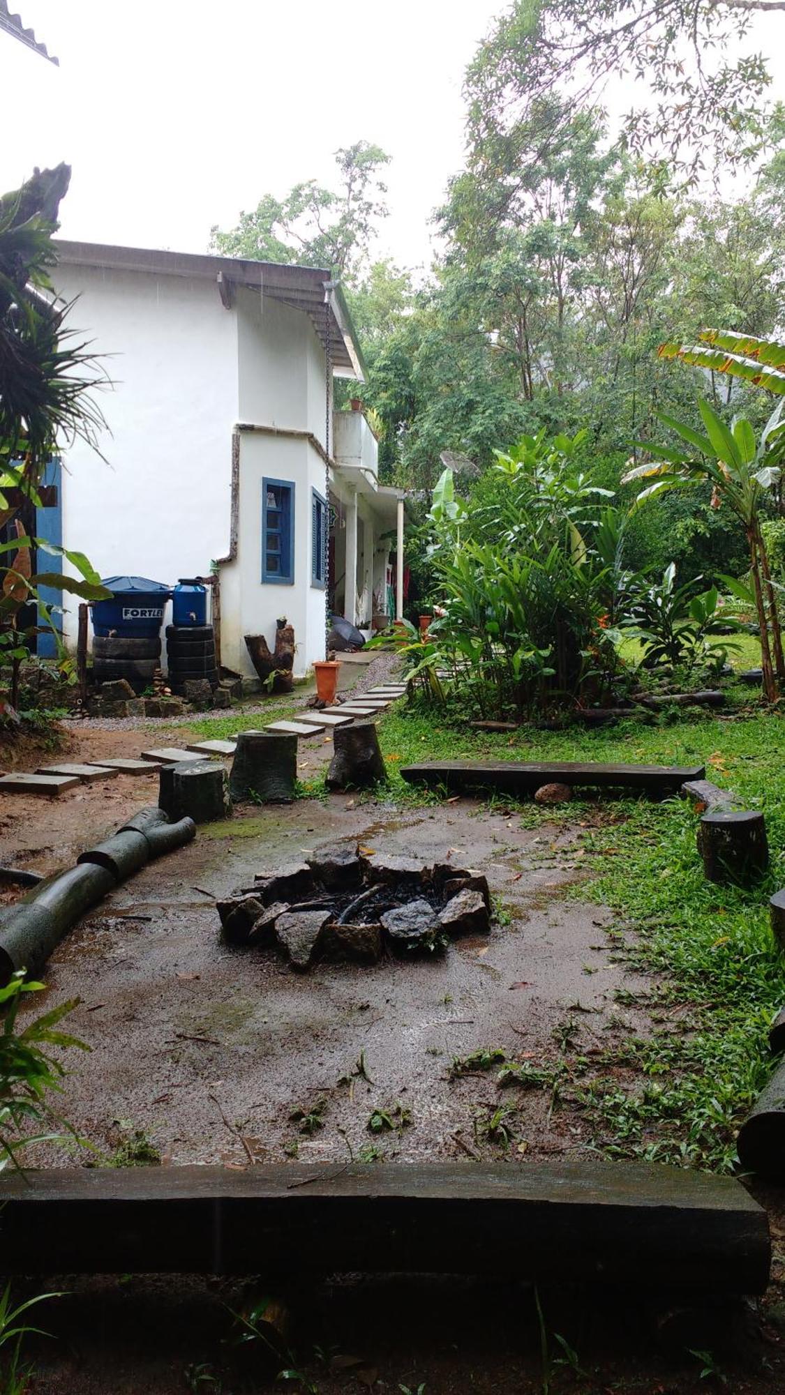 Hospedaria Lar Sagrado Arco-Íris Ubatuba Exterior foto