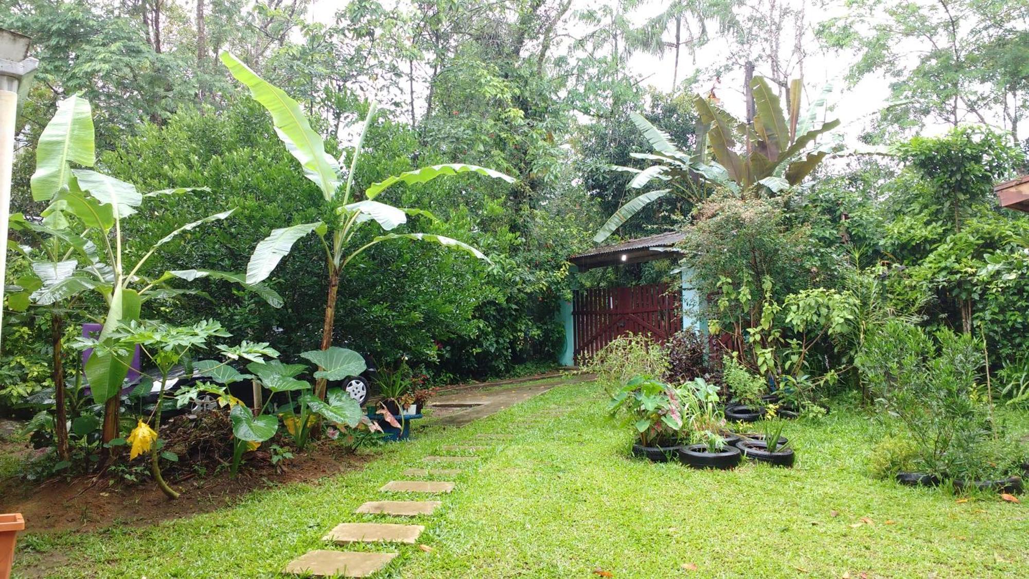 Hospedaria Lar Sagrado Arco-Íris Ubatuba Exterior foto